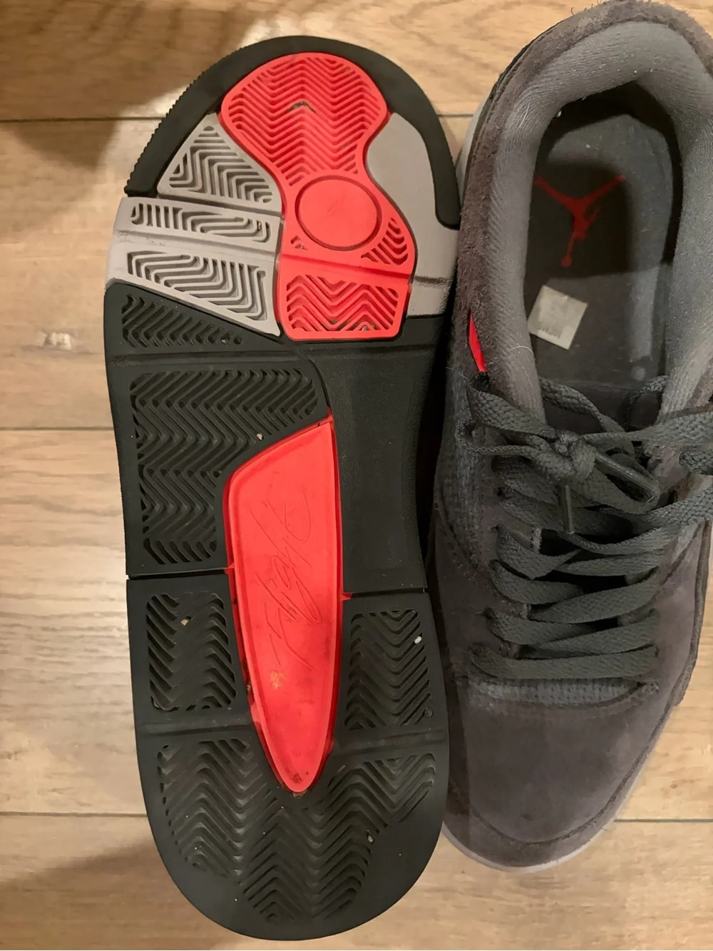 Jordan flight court Kids Gray Sneakers with Red Accents